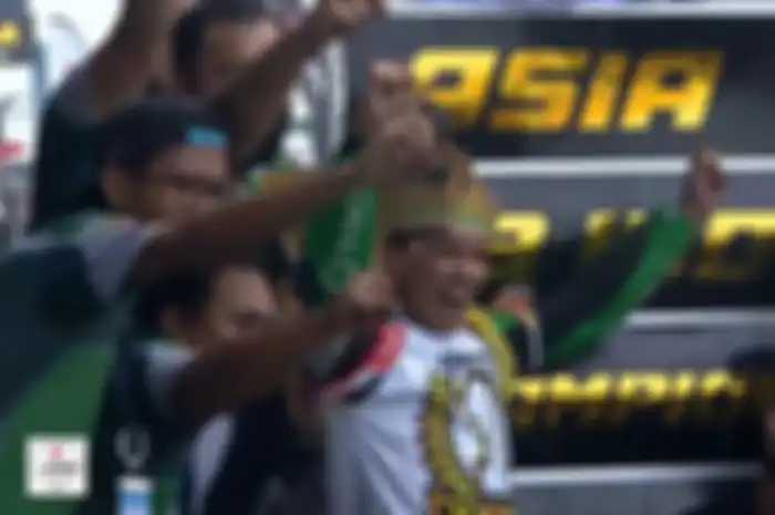 Wahyu Aji Trilaksana kembali menjadi juara Asia UB150 ARRC 2022. Selebrasi Gatot Kaca kembali dilakukan. 