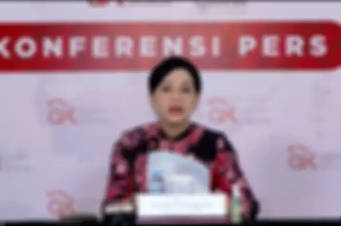 Anggota Dewan Komisioner Otoritas Jasa Keuangan (OJK) Bidang Edukasi dan Perlindungan Konsumen Friderica Widyasari Dewi saat konferensi pers secara virtual, Selasa (22/11/2022). Otoritas Jasa Keuangan (OJK) tengah melobi platform pinjaman online (pinjol) yang terlibat dalam kasus penipuan yang terjadi pada ratusan mahasiswa Institut Pertanian Bogor (IPB).