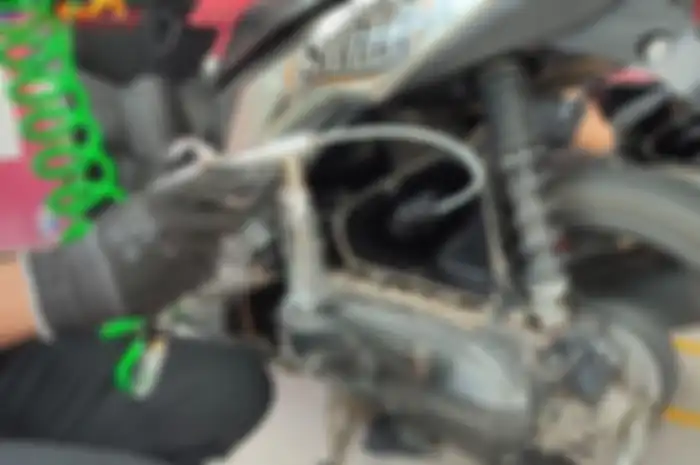 Konsep servis upgrade dengan membersihkan throttle body tanpa bongkar