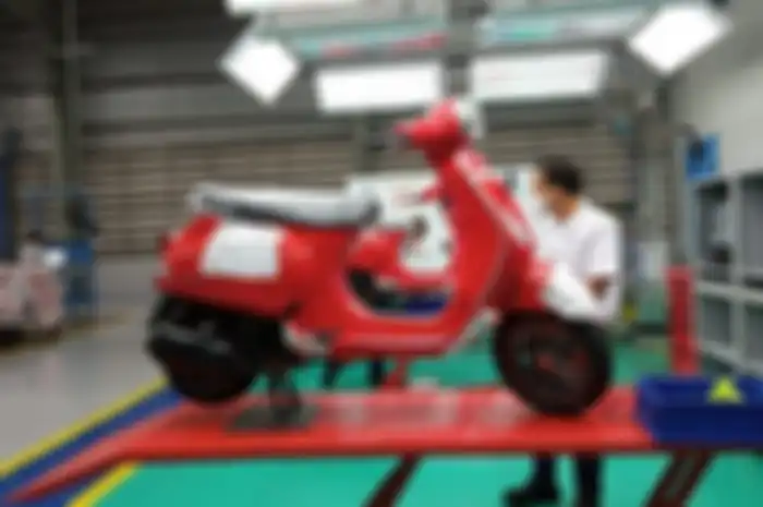 Vespa LX 125 i-get jadi Vespa matic pertama yang diproduksi pabrik Piaggio Group Cikarang.