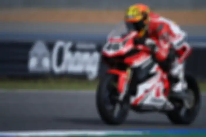 Pembalap Astra Honda Racing Team (AHRT) memang fokus di balap motor sport. Tidak dikasih izin untuk balap underbone lagi. Ini alasannya. 