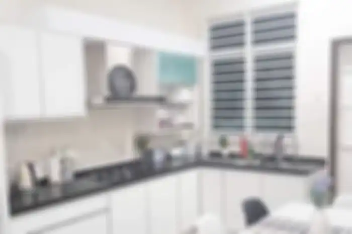 Pemilik rumah tanpa sadar melakukan kesalahan ini saat membuat rancangan desain dapur mungil. Foto area masak pun diejek.