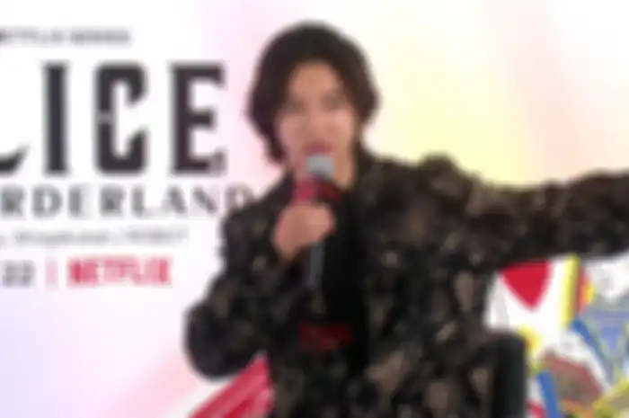 Kento Yamazaki di sesi wawancara eksklusif dengan HAI.