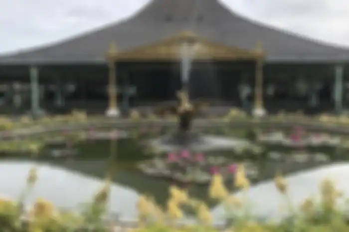 Simak deretan fakta unik Pura Mangkunegaran di Solo yang menjadi tempat jamuan ngunduh mantu Kaesang Pangerap. Intip foto interiornya.