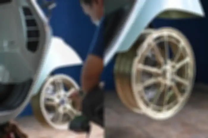 Velg Vespa aftermarket dari SOCA sampai 101 Factory