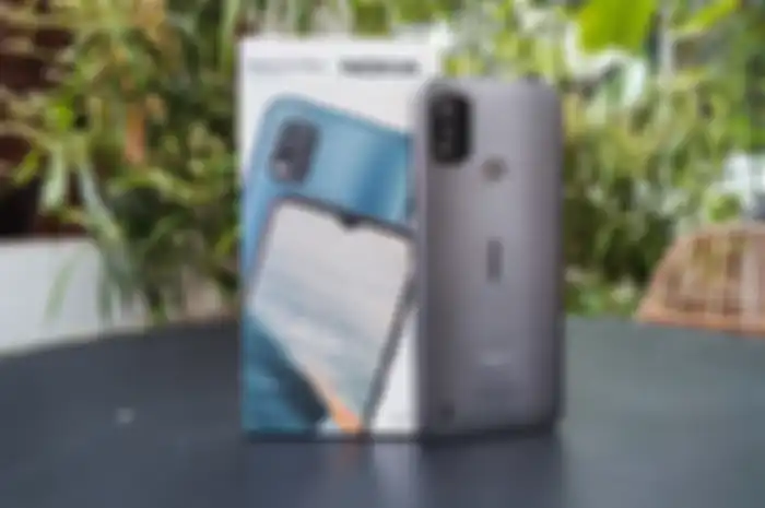 Unboxing Nokia C21 Plus dengan varian warna Grey. 