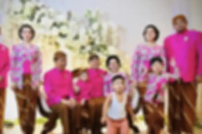 Inilah fakta Bobby Nasution minta maaf secara terbuka di Twitter. Foto Jokowi pasrah menghadapi ulah anak Medan viral.
