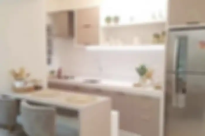 Foto interior desain dapur kecil yang awalnya dipermak ini menjadi sorotan. Pilihan gayanya sampai dibahas pemilik rumah minimalis.