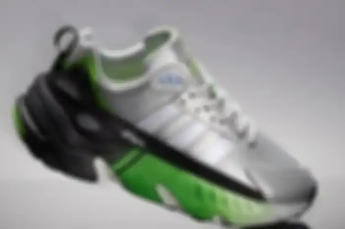 Harga sepatu Kawasaki ZX22, hasil kolaborasi bareng Adidas