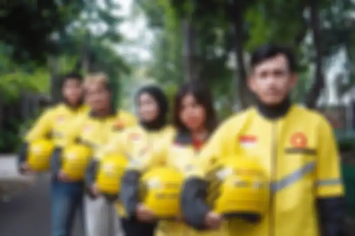 Kelebihan dan kekurangan Maxim sebagai aplikasi ojek online di Indonesia.
