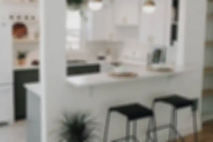 Desain dapur sederhana yang memiliki fungsi vital cocok dibuat di lahan sempit. Foto interiornya mencuri perhatian.