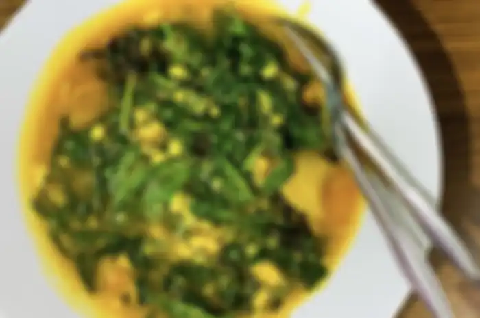 Mencari sarapan enak di Manado Sulawesi Utara? Inilah 5 tempat wisata kuliner yang wajib dicicipi. Cek yuk foto menunya.