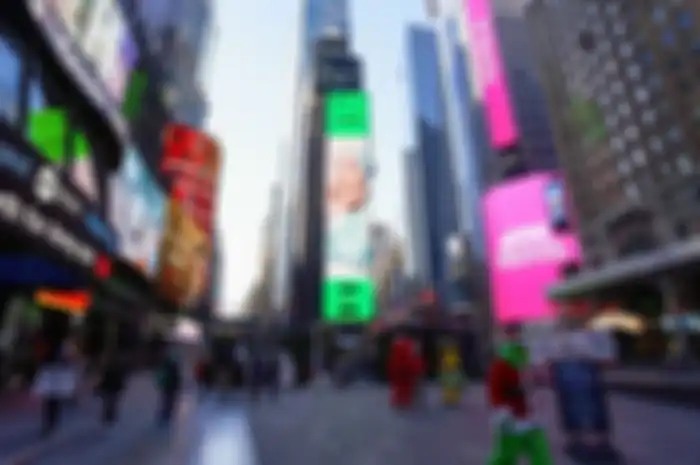 Foto Fatin di bilboard Times Square, New York, Amerika Serikat