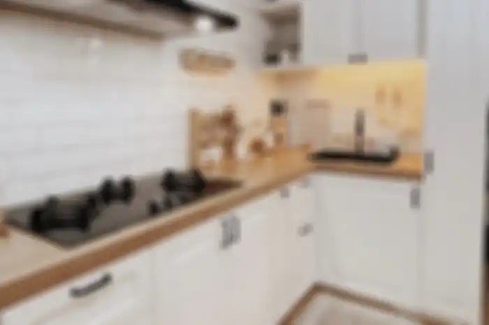 Tampilan yang tampak mewah menjadi keunggulan desain dapur sederhana di rumah minimalis. Intip yuk foto interiornya.