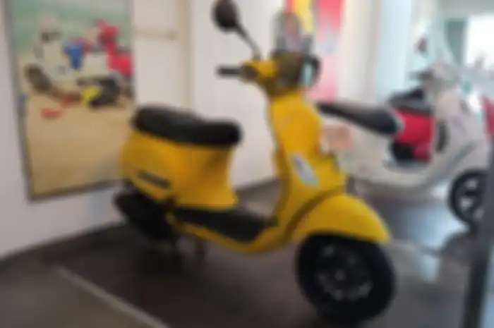 Ilustrasi harga motor Vespa S 125 i-get bulan Desember 2022.