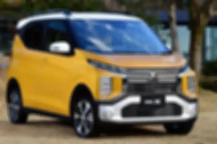 Bagian depan mirip Xpander versi Indonesia