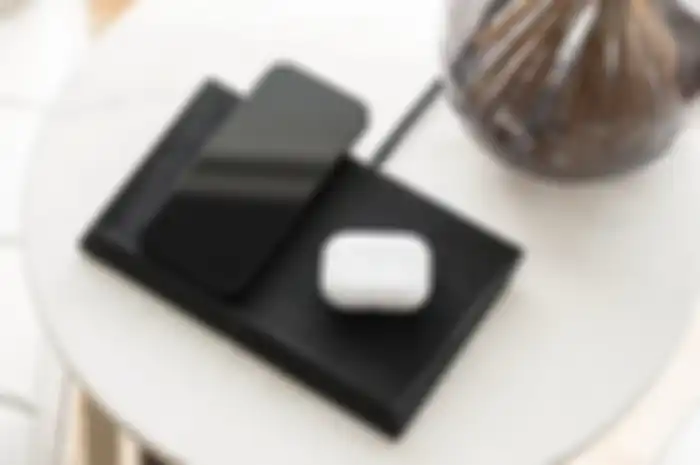 Tesla Wireless Qi Charger