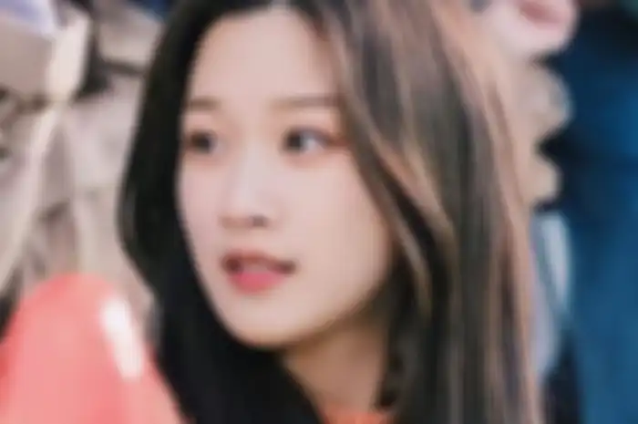 Foto Moon Ga Young ilustrasi weton penyabar 