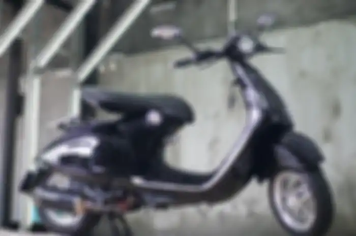 Modifikasi motor Vespa 946 Louis Vuitton satu-satunya di Indonesia milik crazy rich Surabaya, Andrea Stanley.