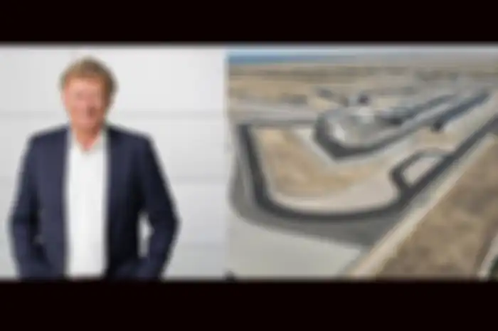Hermann Tilke (kiri) arsitek 9 sirkuit di kalender MotoGP 2023. Sirkuit Sokol Kazakhstan (kanan), salah satu sirkuit rancangan Herman Tilke