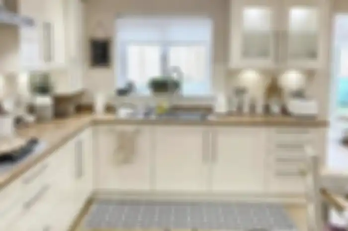 Pemilik rumah minimalis bahagia. Cara murah dekorasi dapur sederhana dibagikan cuma-cuma. Foto interior jadi lebih mewah.