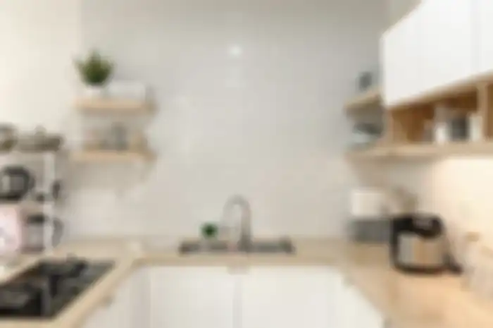 Foto desain dapur mewah di rumah modern minimalis terlihat murahan bisa karena ini. Jangan salahin dekorasi aja. 