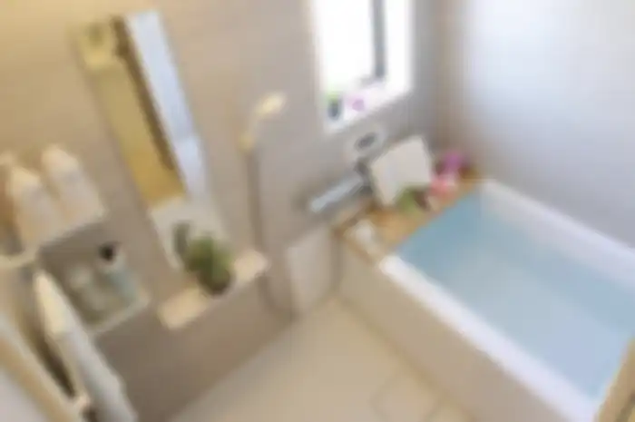 Pemilik rumah minimalis mengidam kamar mandi sempit terlihat rapi di awal tahun bisa mengumpulkan ide model raknya dulu.