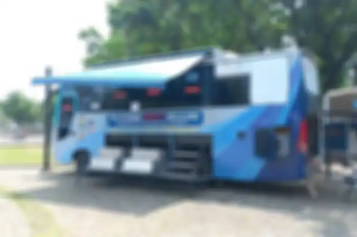 Ilustrasi mobil layanan SIM keliling dan Samsat keliling Jakarta.