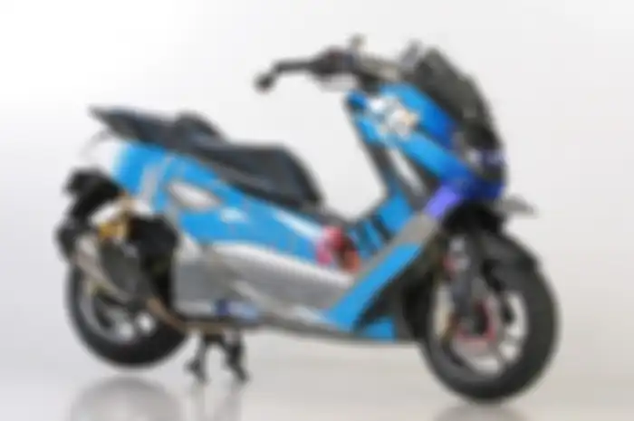 Modifikasi motor Yamaha NMAX dibalut livery Ken Block.