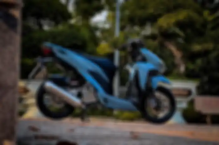 Motor modifikasi Honda Vario 150. Pamer area kaki-kaki nih!