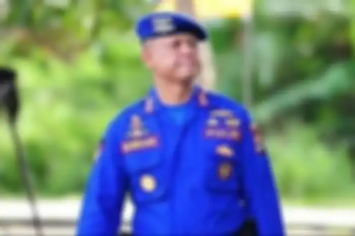 Kombes Yulius yang sebentar lagi pensiun sudah menyiapkan bisnis kuliner sebagai bekalnya. Begini nasib kafe miliknya yang baru dibuka.