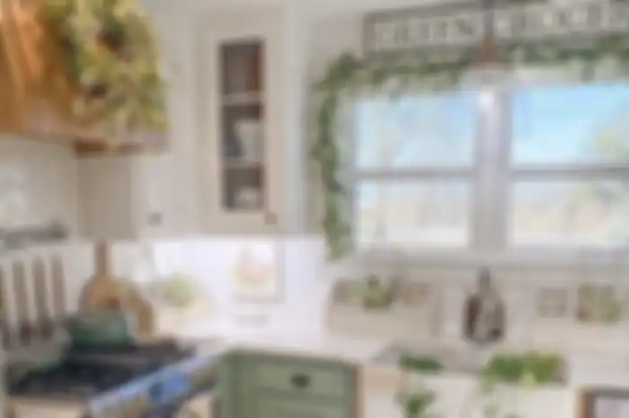 Foto area memasak dalam ukuran sempit. Merenovasi dapur kecil bisa gagal total karena 6 kesalahan ini. 