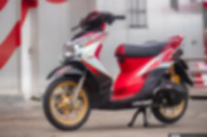 Motor modifikasi Yamaha Mio Soul. Mesin bengkak 153 cc ditambah part-part hedon.