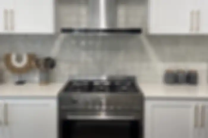 Supaya enggak bikin rekening jebol, tempat menyimpan perabotan memasak harus dirawat. Potretnya dibilang jadul.