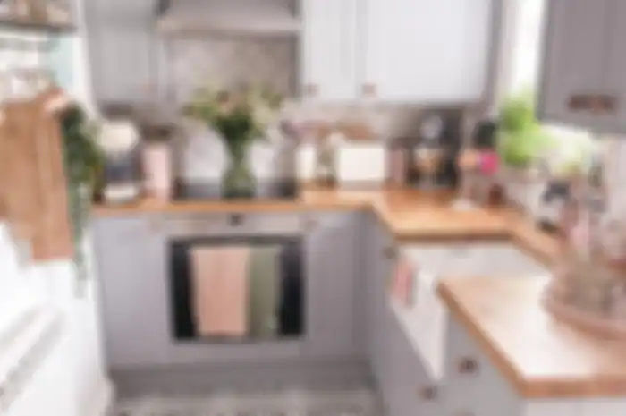 Foto desain dapur mungil yang terlihat minimalis dengan tips mudah ini. 