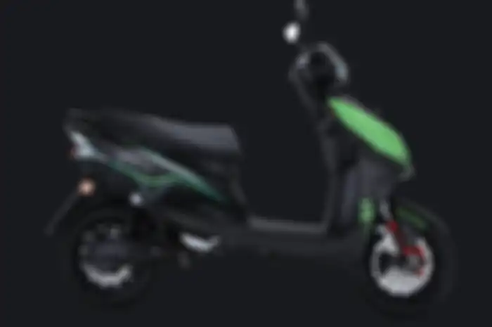 Cek harga motor listrik terbaru, jarak tempuh 60 km sekali ngecas.