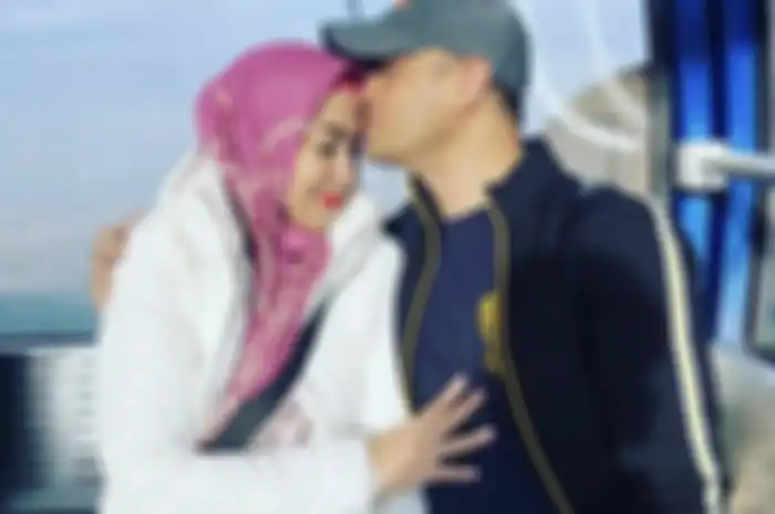 Ferry Irawan dikabarkan mengamuk usai permintaan hubungan intim ditolak Venna Melinda.
