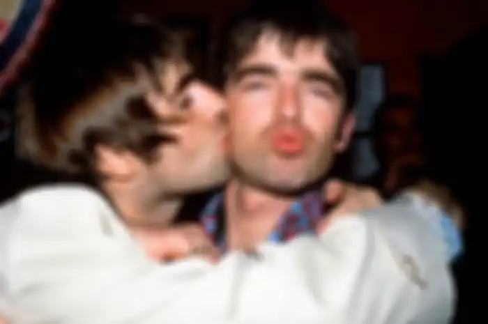 Liam Gallagher baru-baru ini nge-tweet kalo Noel menghubungi doi buat minta maaf