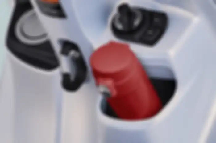 Tempat penyimpanan botol minum di motor baru Yamaha Grand Filano.