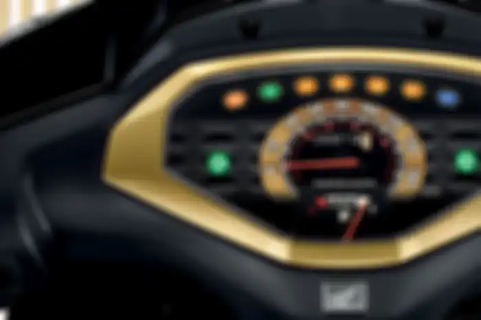 Spidometer Honda Dream 2023 meski masih analog namun terlihat mewah berkat lis emas 