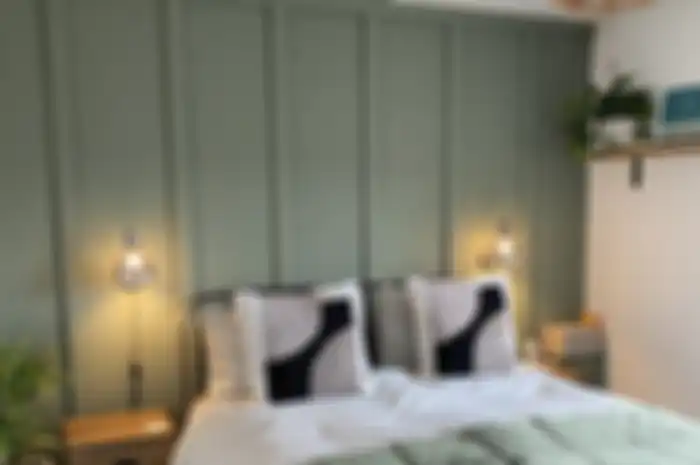 warna hijau sage di kamar