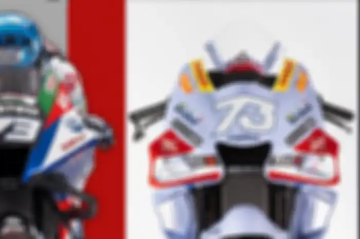 Alex Marquez sebut nomor start baru (kanan) bukan berarti ganti sama sekali melainkan berubah font dibandingkan nomor start sebelumna (kiri).