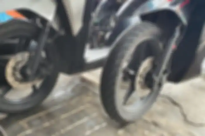 Modifikasi motor Vario pakai pelek Honda  Vario 125 lawas mulai ramai kembali. Ini alasannya.