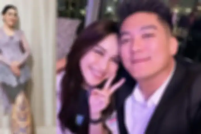 Ayu Ting Ting dan Boy William.