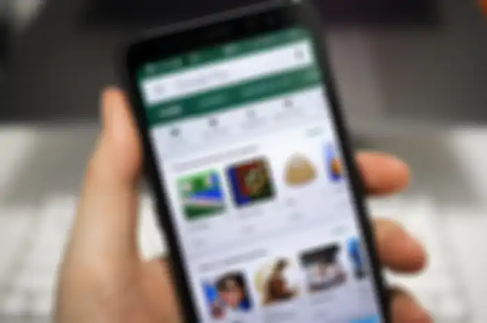 Ilustrasi aplikasi penipuan di Google Play Store