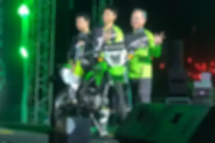 Pembalap Motocross Diva Ismayana mengomentari Kawasaki KLX 150 2023