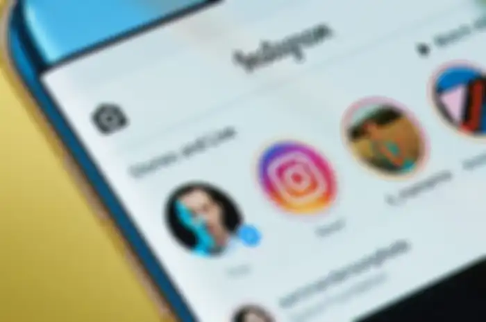 Daftar satu kata aesthetic yang simple buat judul highlights Instagram.