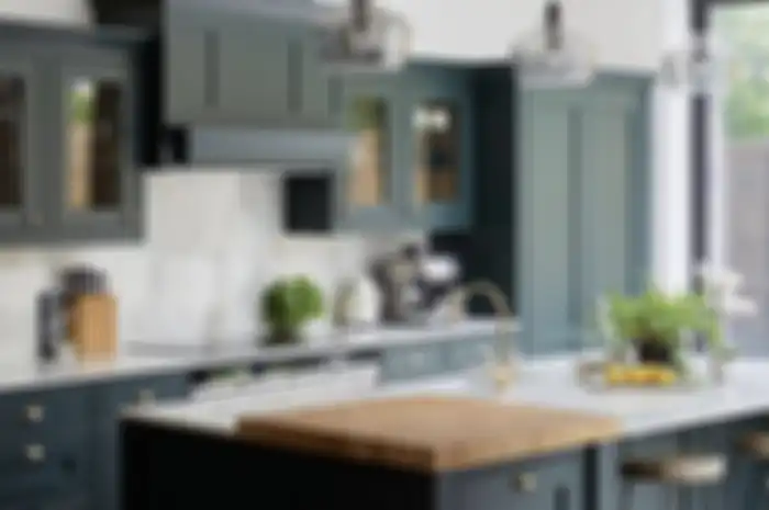 Potret dapur mungil yang tampilannya diubah dengan warna terbaik. Ramadan menjadi lebih segar.