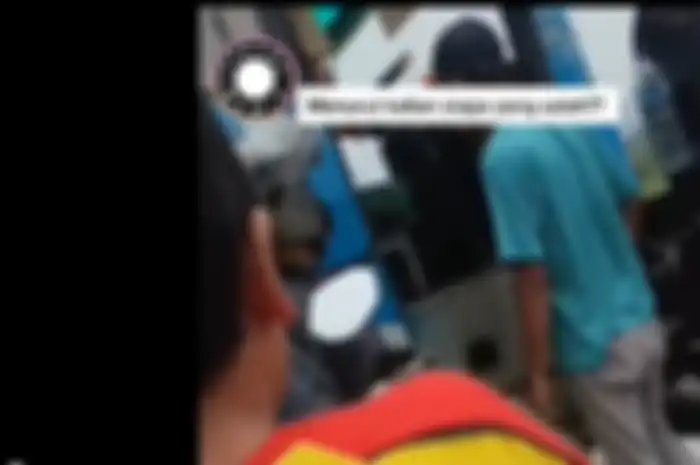 Pemotor hampir baku hantam dengan sopir bus di Banyumas gara-gara terobos lampu merah.