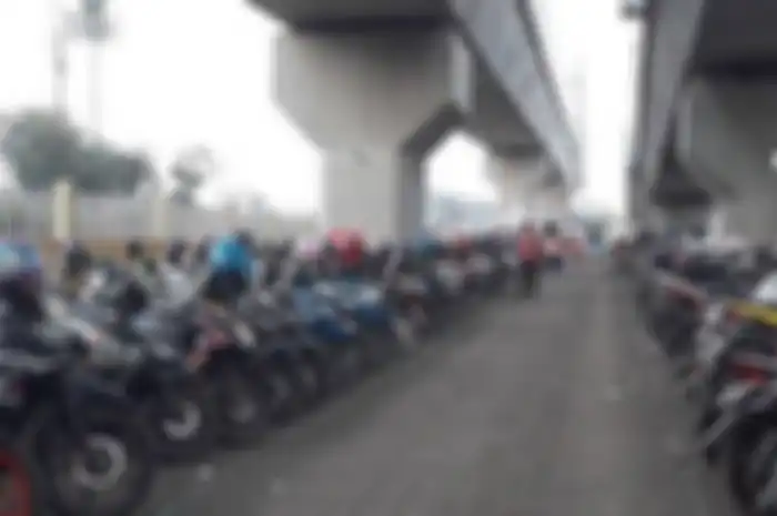 Ilustrasi parkir motor. Tarif parkir di DKI Jakarta akan naik di 11 lokasi.